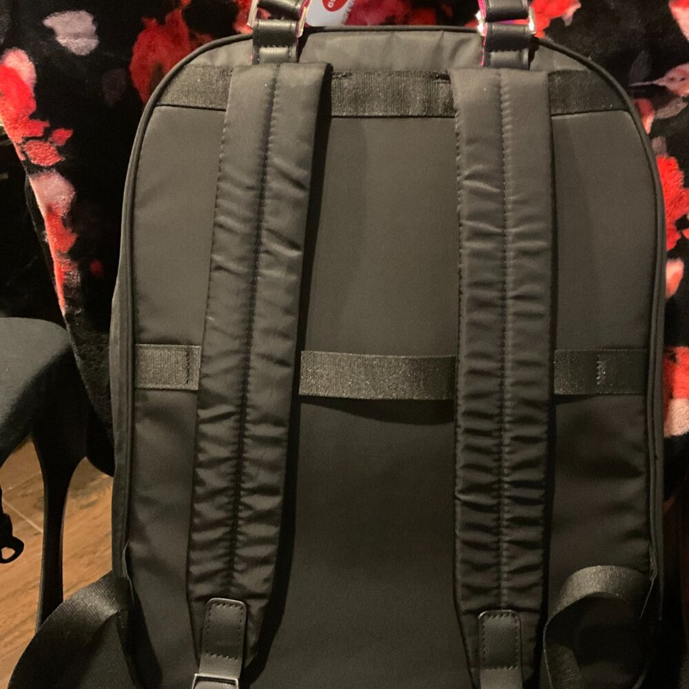 SJP Sarah Jessica Parker 16" RFID Convertible Laptop Backpack - Black/Candy Pink - Picture 10 of 12